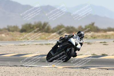 media/Oct-04-2025-CVMA (Sat) [[408bcdd6e4]]/Race 4-Formula Middleweight (Holeshot)/